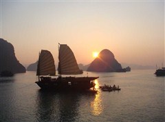 越南河內(nèi)、下龍灣四天精華團(tuán)