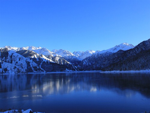 天山天池風(fēng)景區(qū)
